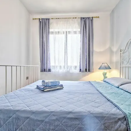 Gino House With Gasthuis 3*
